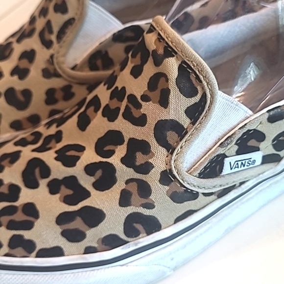 Vans Off The Wall Leopard Print Classic Slip On Low Top Canvas Loafer W 7 M 5.5 - Picture 8 of 17